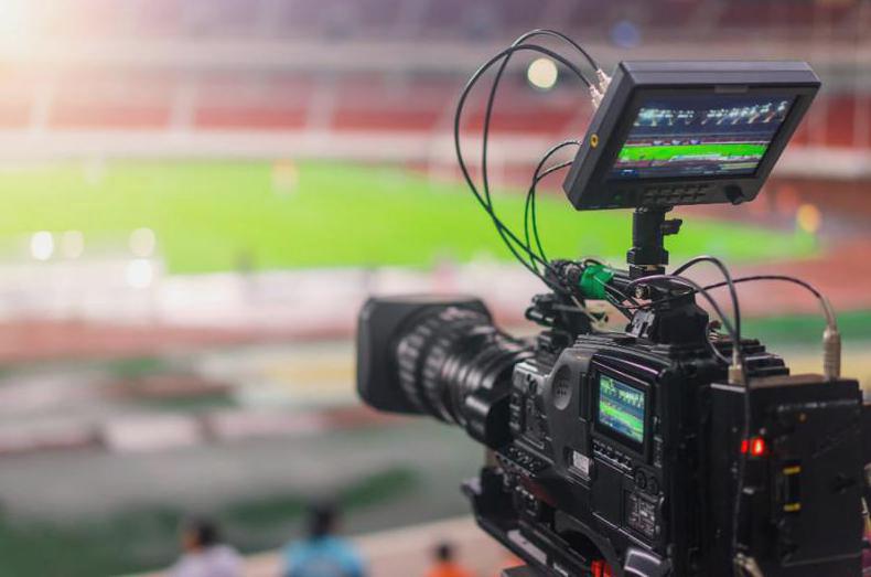 Transmisje na żywo online – co warto wiedzieć?