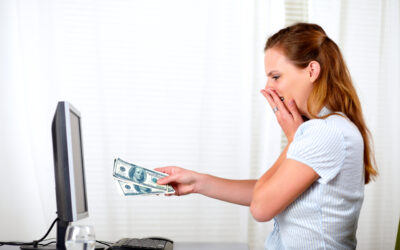 Chwilówki a domowy budżet – kiedy pożyczka krótkoterminowa ma sens, a kiedy to zły pomysł?