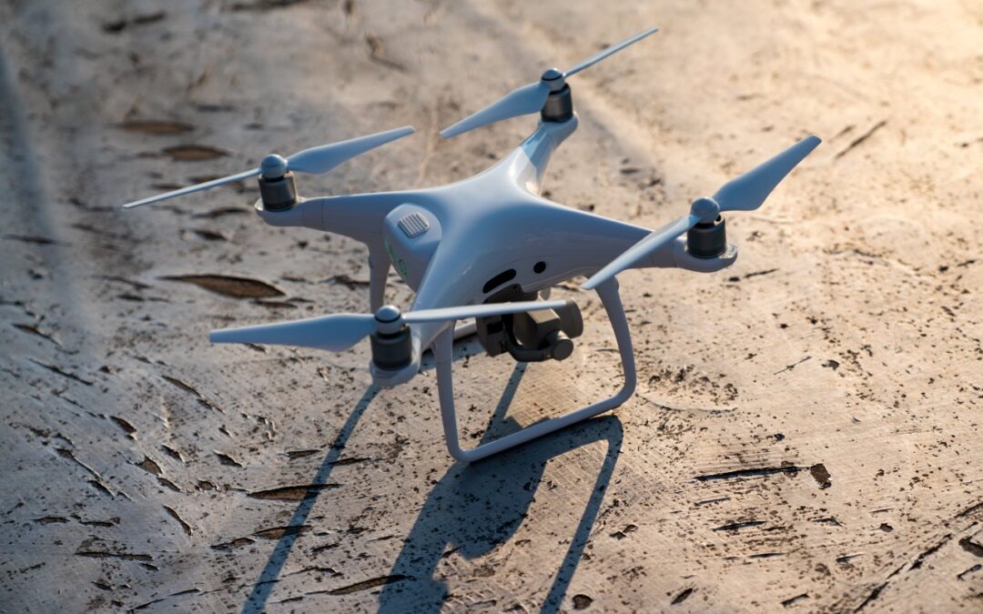 Co zrobić, gdy dron uszkodzi samochód, budynek albo inne mienie?